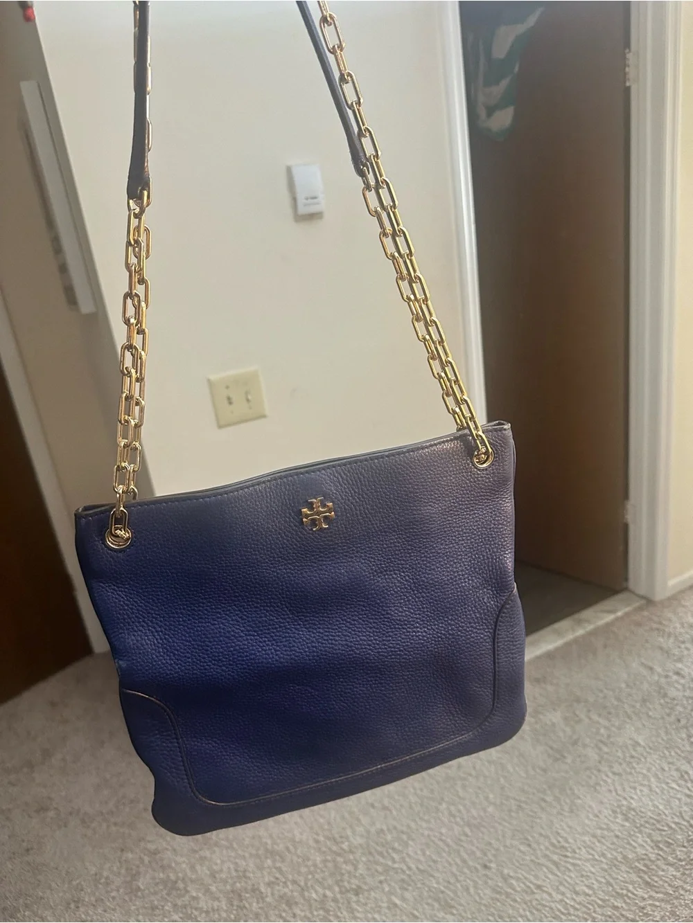 Tory Burch classic pebbled